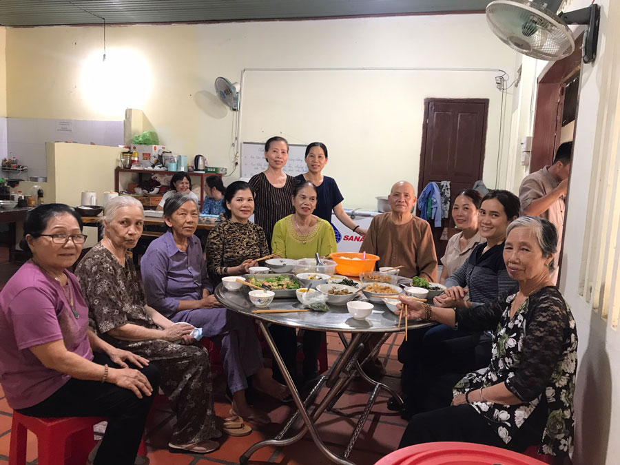 Tổ đình Bác Ái Kon Tum & Bếp cơm chay 0 đồng