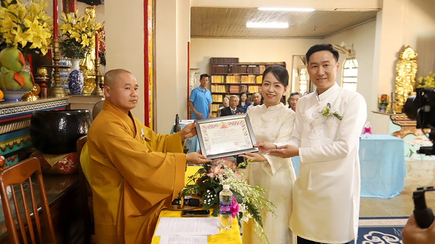 CHÙA BÁC ÁI TỔ CHỨC LỄ HẰNG THUẬN: GẮN KẾT TÌNH THÂN, VUN BỒI ĐẠO NGHĨA